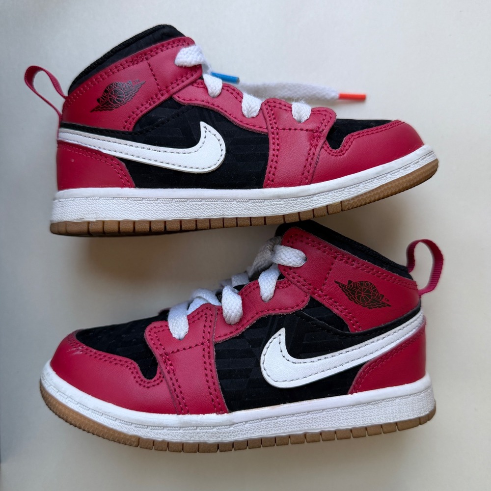 Jordan 1 Mid TD Gym Red Black White Gum DQ8420-006 Toddler Size 9C Sneaker